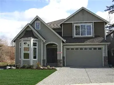 Kenmore new construction siding project